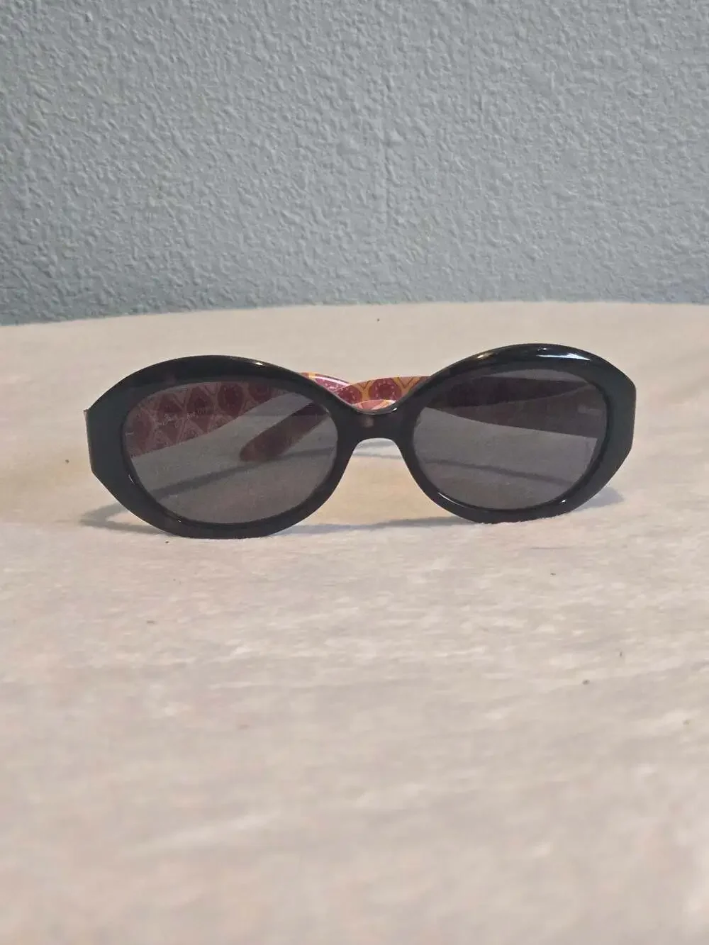 Vera Bradley Ava UV400 Sunglasses in Raspberry Fizz Pattern